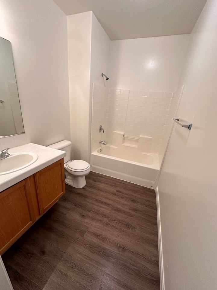 3663 Pine Meadow Drive Bakersfield, CA 93308 - Photo 7 of 8