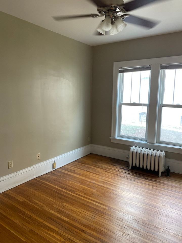 45 Lexington Pkwy S #06 - Photo 4 of 23