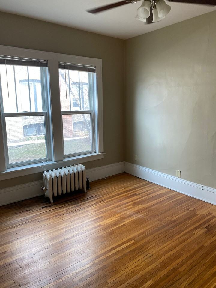 45 Lexington Pkwy S #06 - Photo 6 of 23