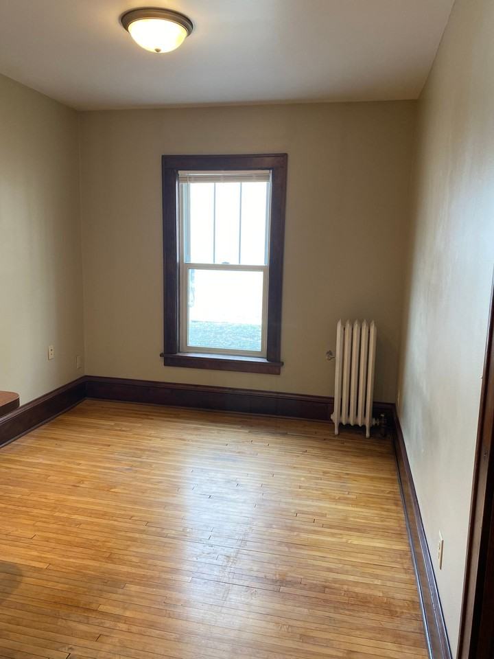 45 Lexington Pkwy S #06 - Photo 7 of 23