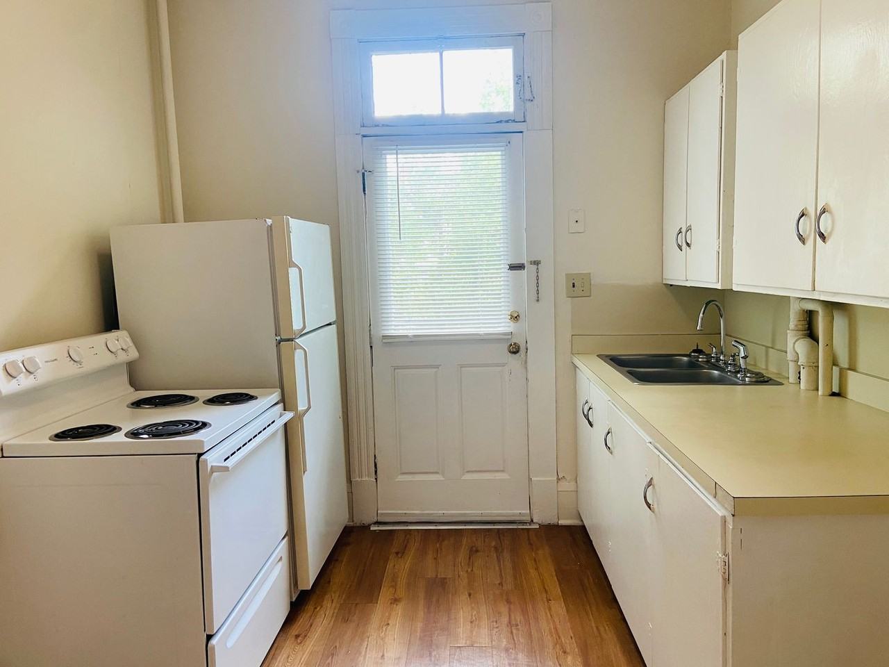 603 5th Ave - Photo 2 of 9