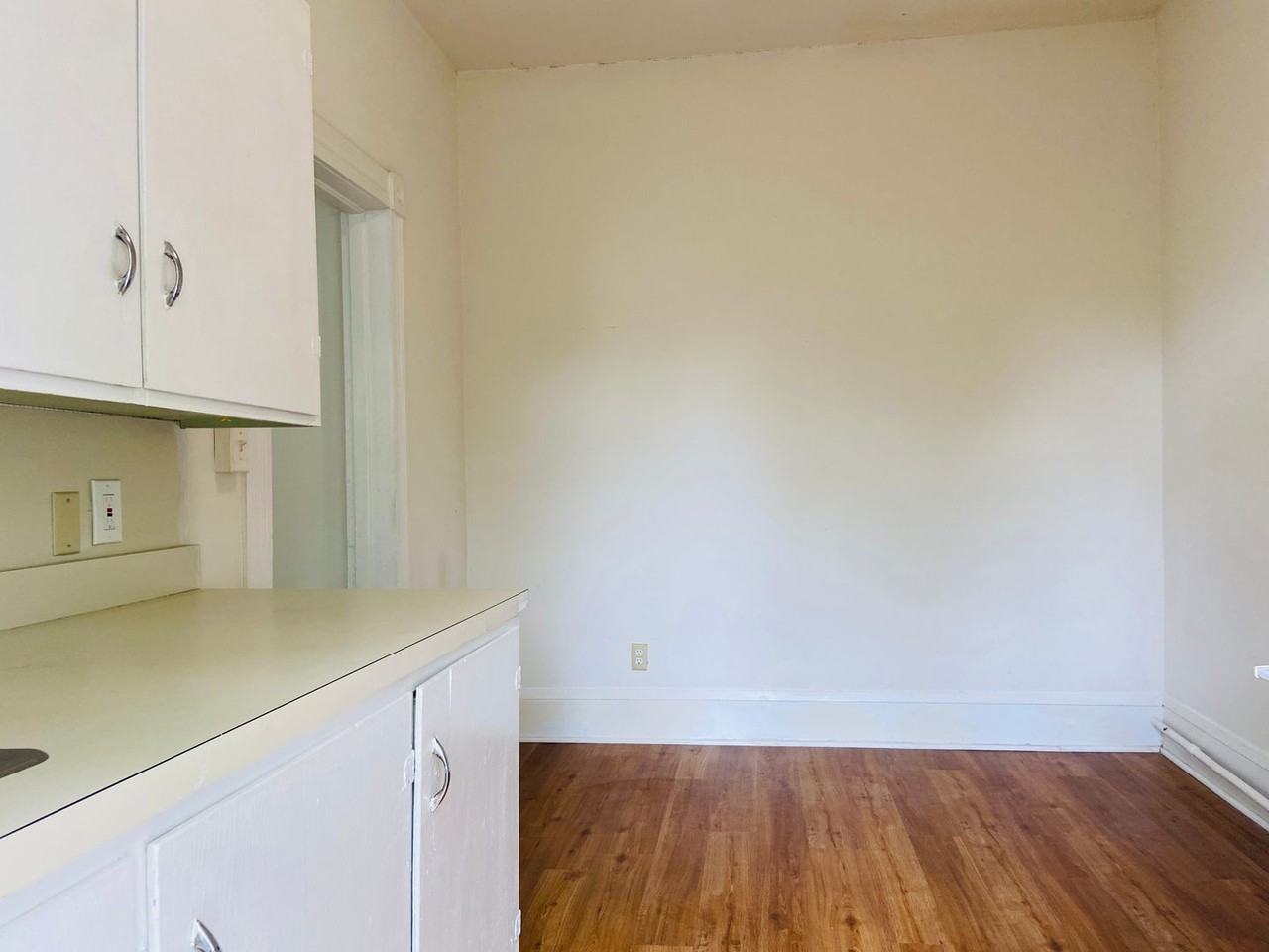 603 5th Ave - Photo 3 of 9