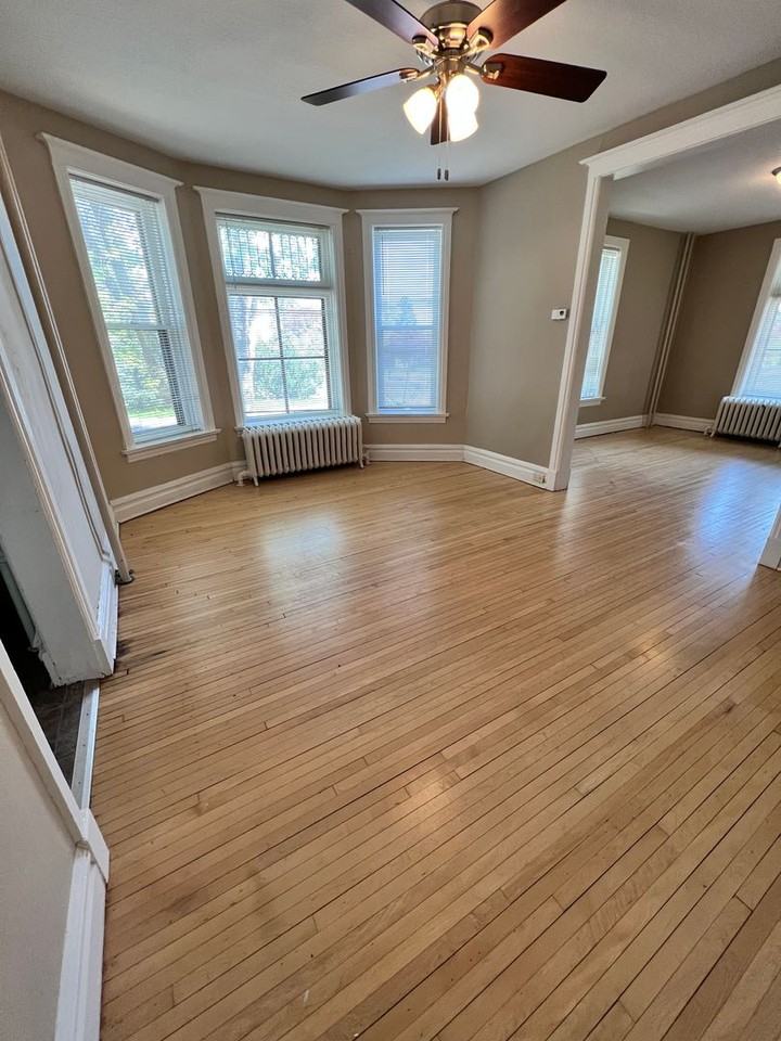 4329/4331 E Superior St - Photo 2 of 22