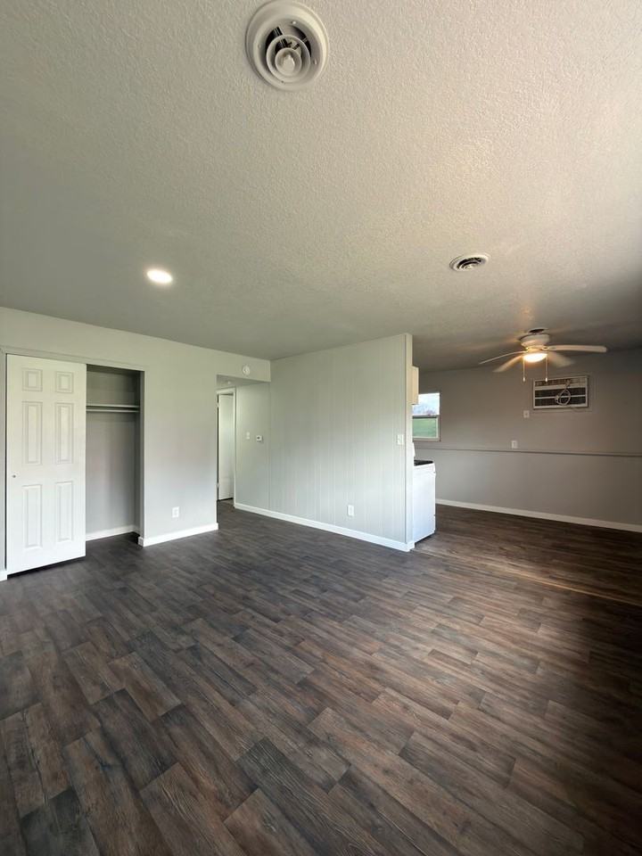 Kimberly 3570 - Photo 2 of 14