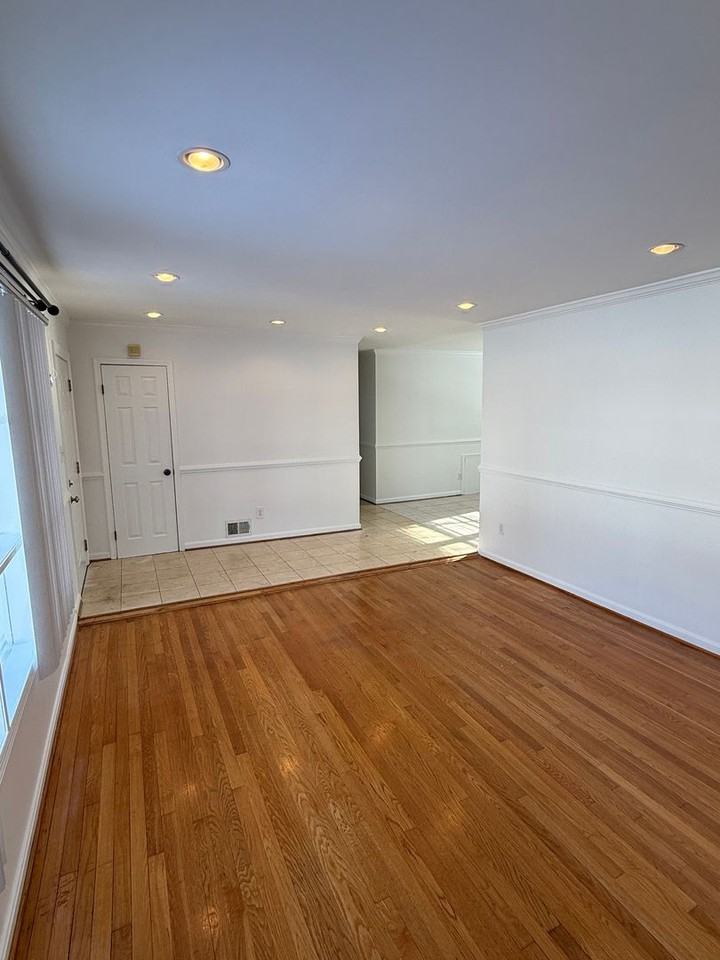 3305 Dunnington Rd - Photo 3 of 31