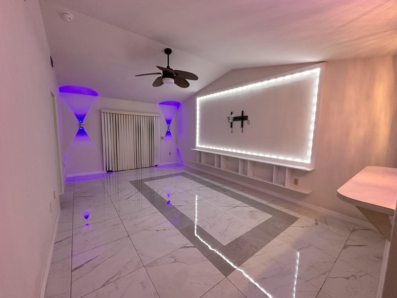 4209 Sw Santa Barbara Pl #1 - Photo 2 of 16