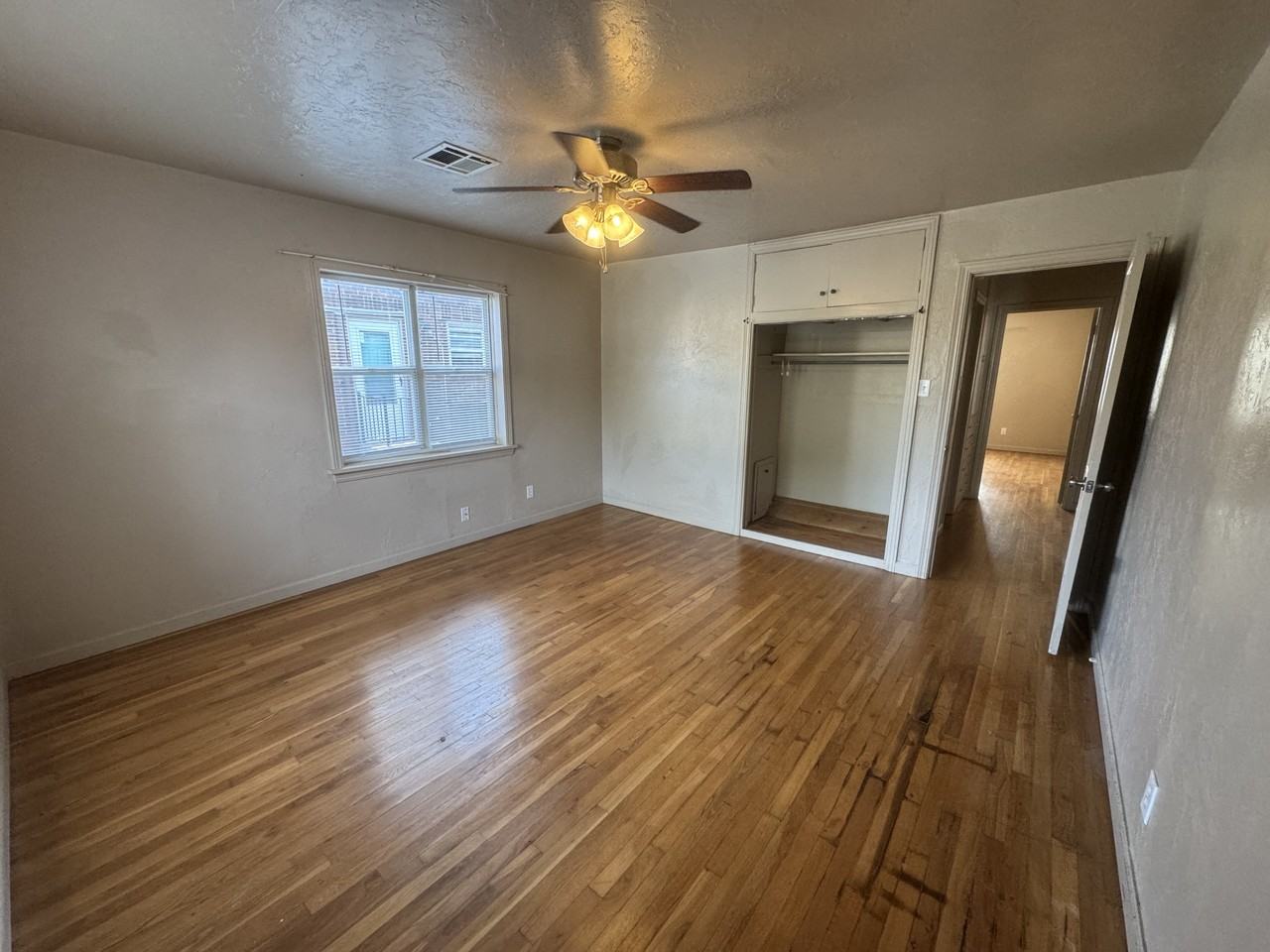 1012 S Ellison Ave - Photo 7 of 20