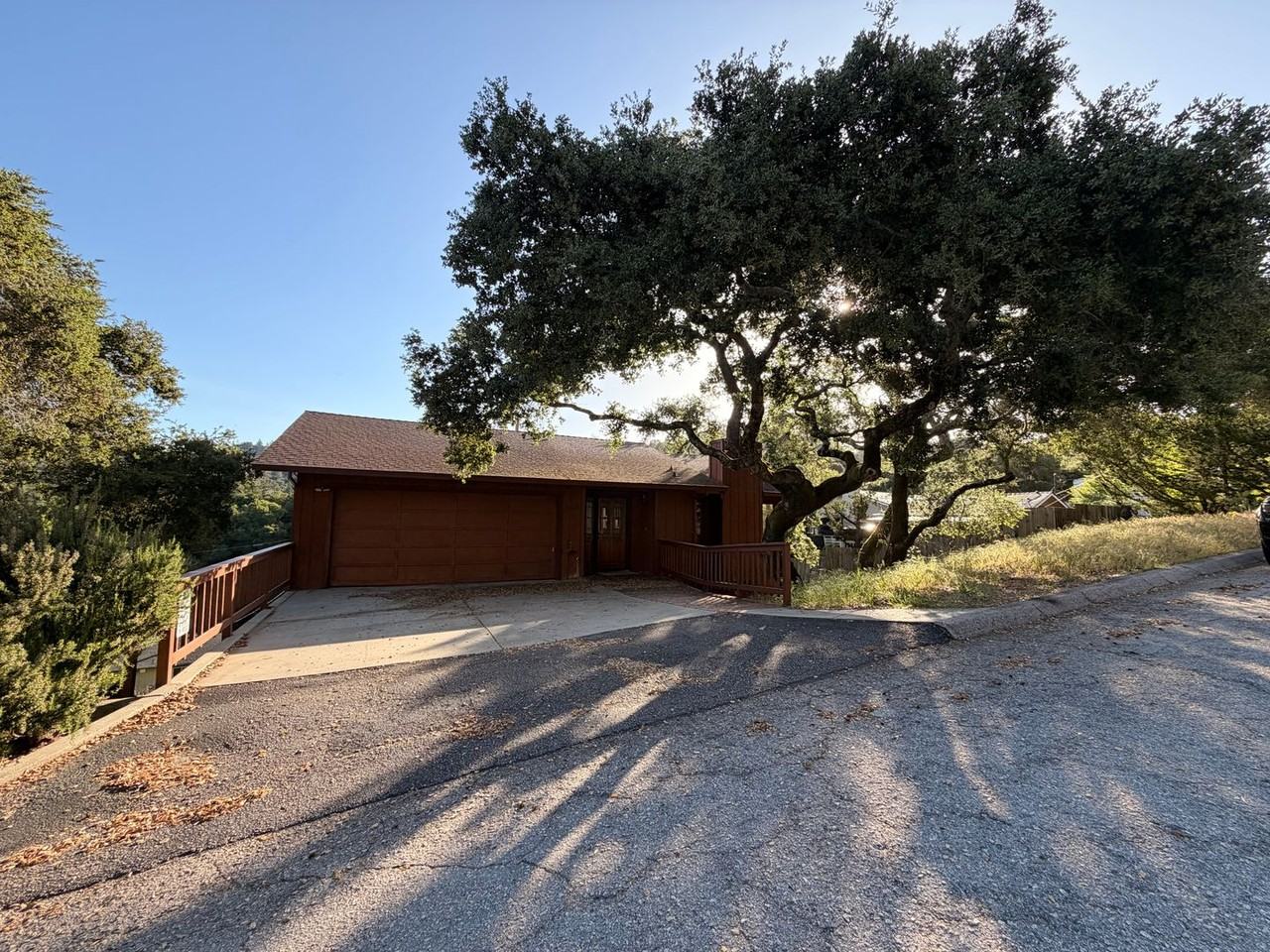 540 Noteware Dr - Photo 2 of 21