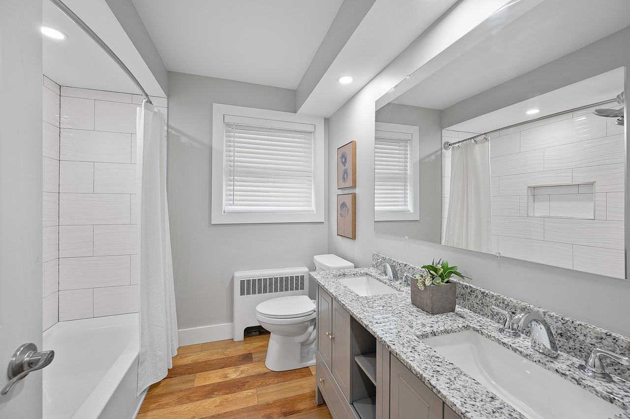 4014 Longford Dr #4 - Photo 4 of 6