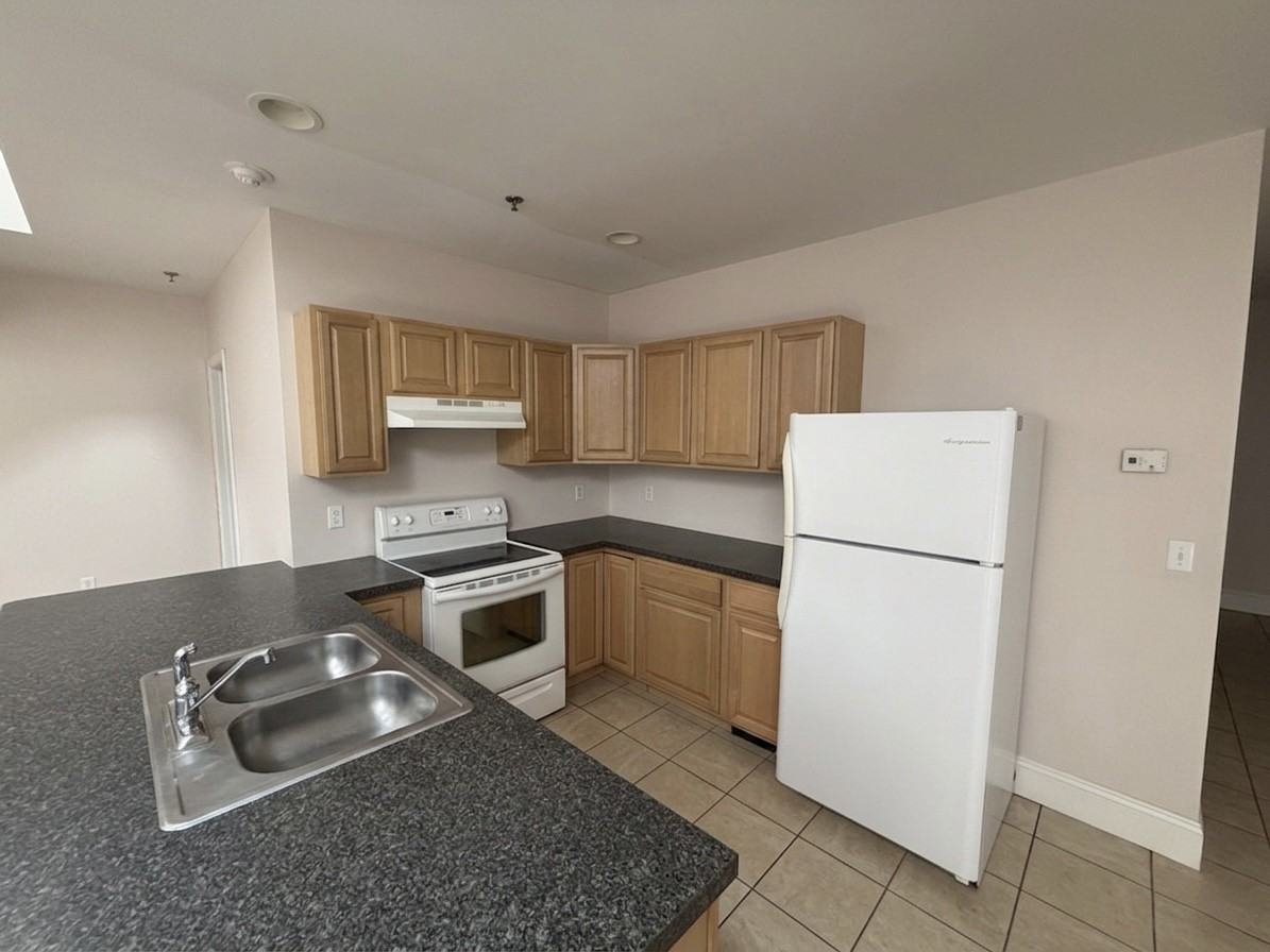 314 Adams Ave #2 - Photo 2 of 12