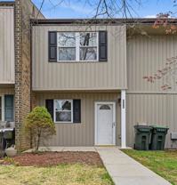 323 Astor Ct - Photo 1 of 1