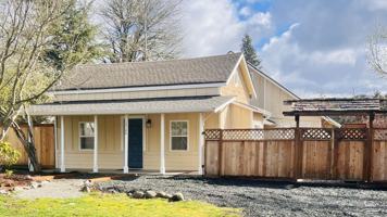 featured image of 13140 Shelly St Sw