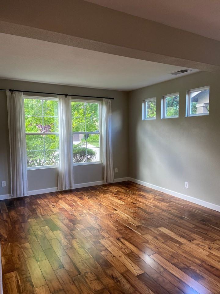 1213 Meredith Way - Photo 3 of 27