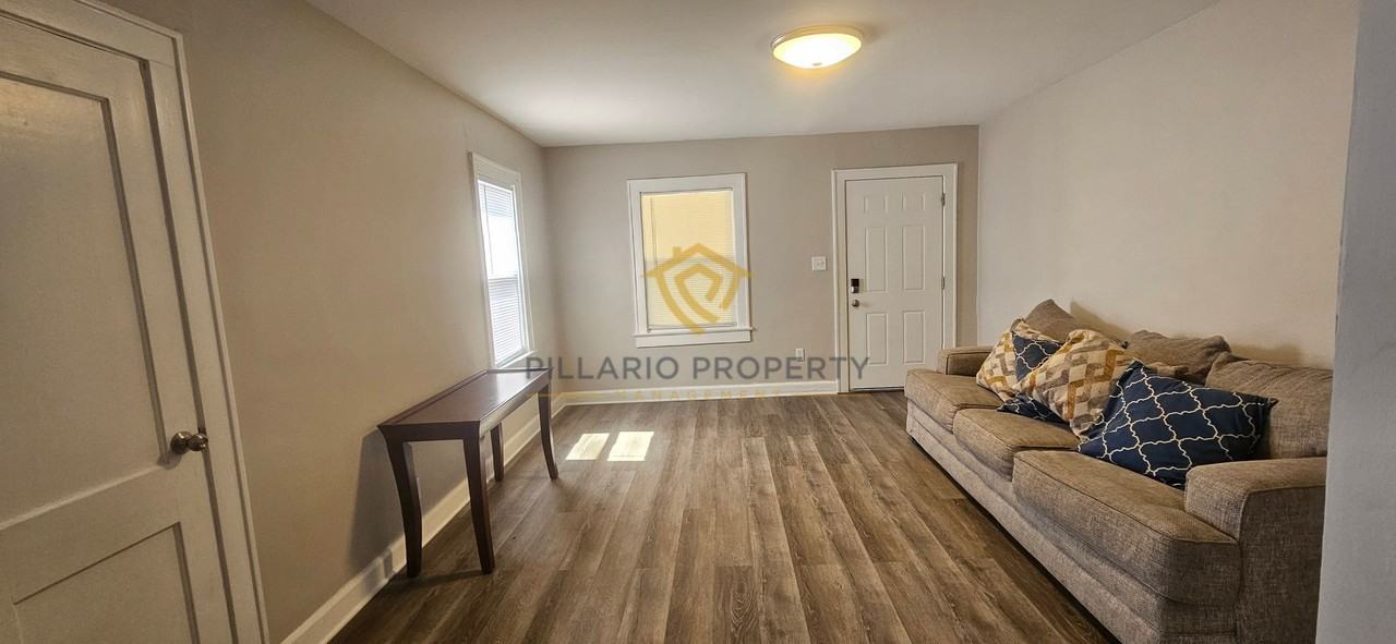 901 N Dequincy St - Photo 2 of 13