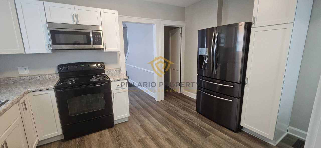 901 N Dequincy St - Photo 6 of 13