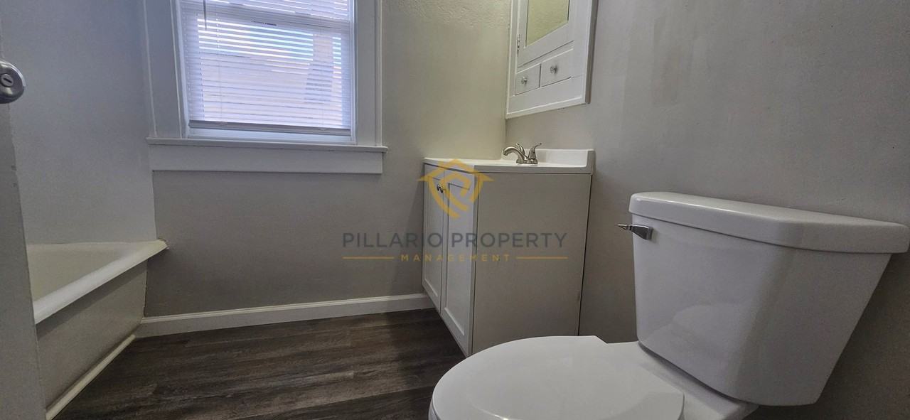 901 N Dequincy St - Photo 7 of 13