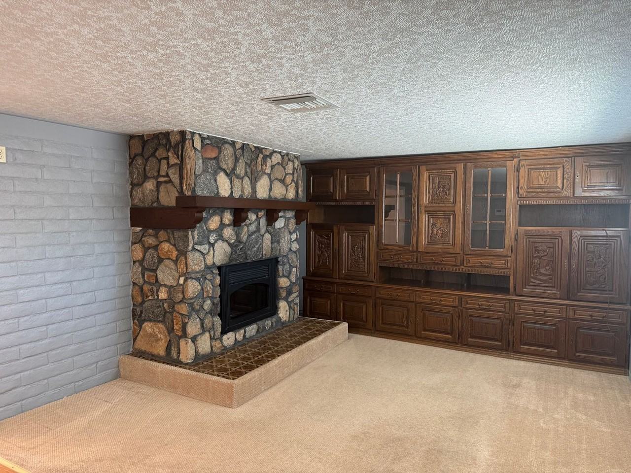 3412 S Jessica Ave - Photo 7 of 24