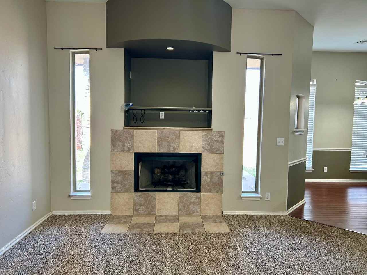 1905 Nw 177th Ter - Photo 5 of 35