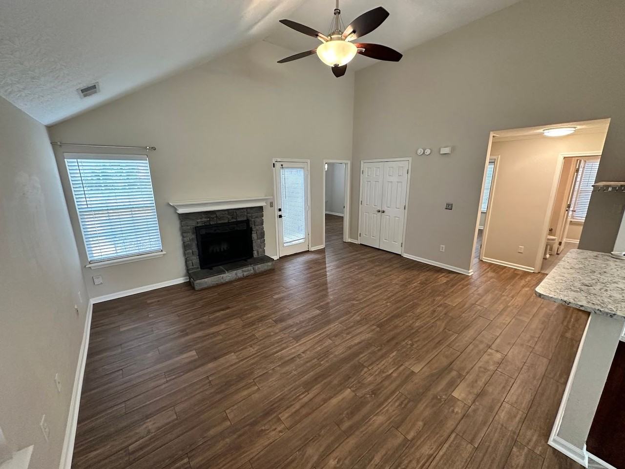 917 Gerardi Rd - Photo 3 of 28