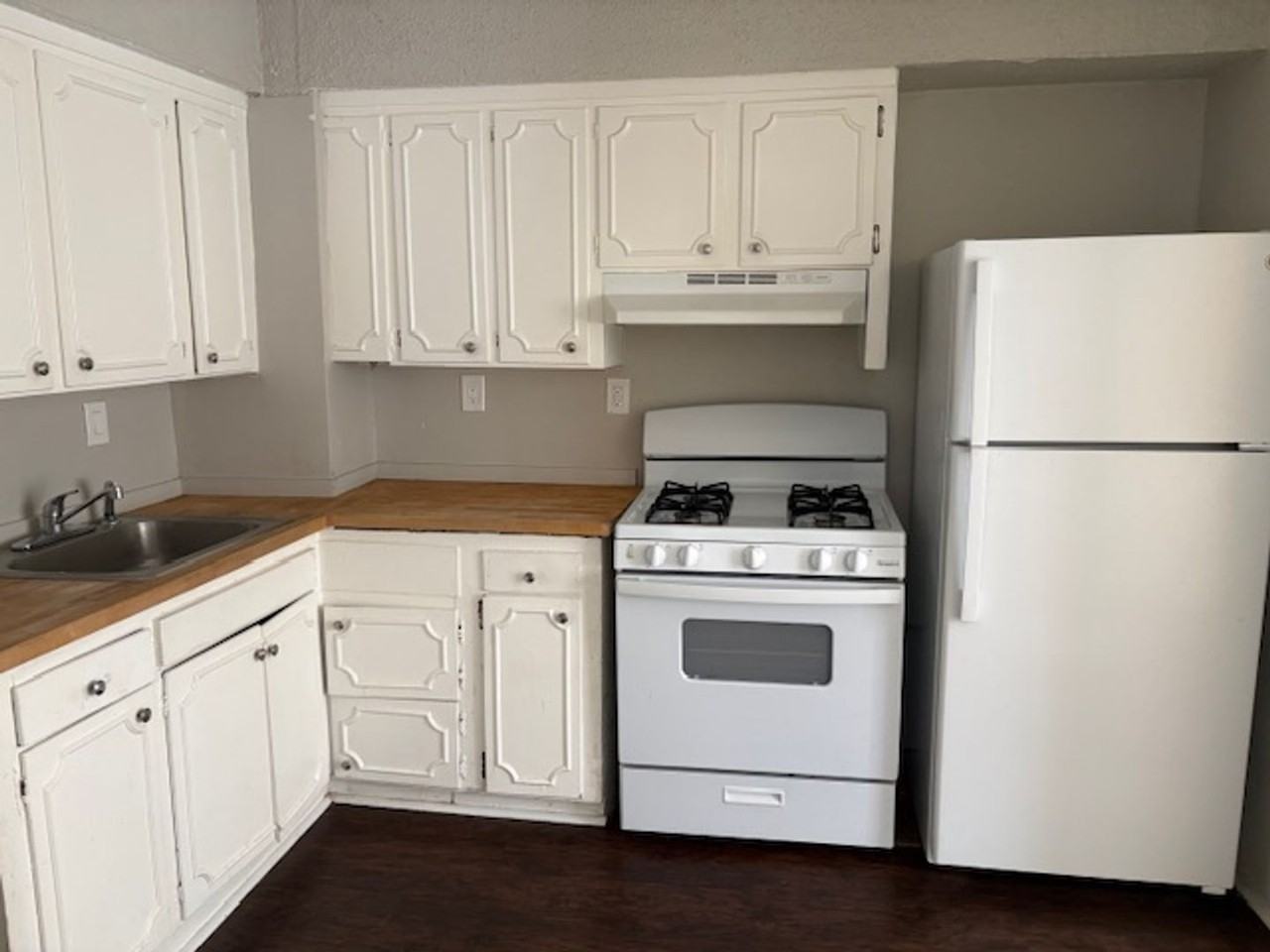 300 Bellaire Ave - Photo 5 of 9