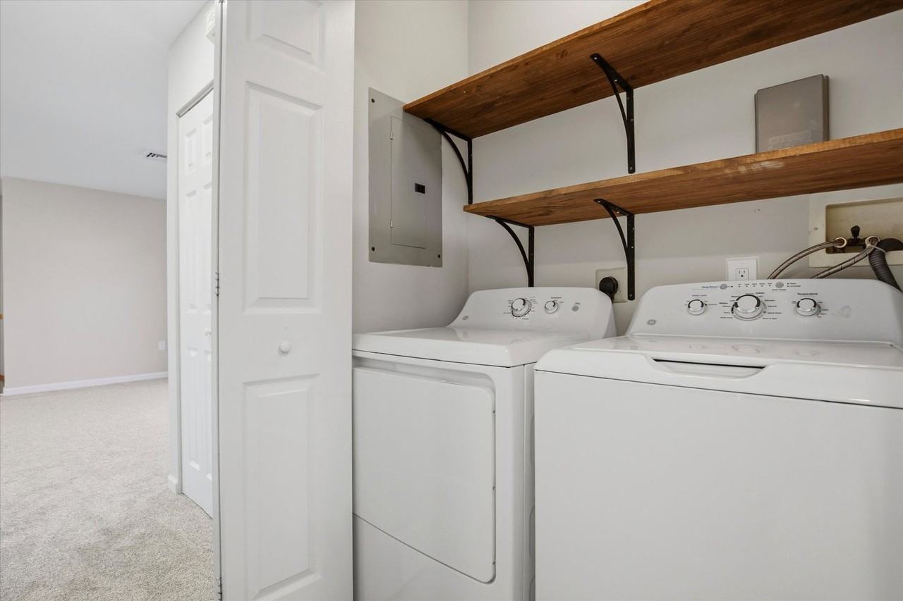 205 Horseshoe Dr - Photo 7 of 16