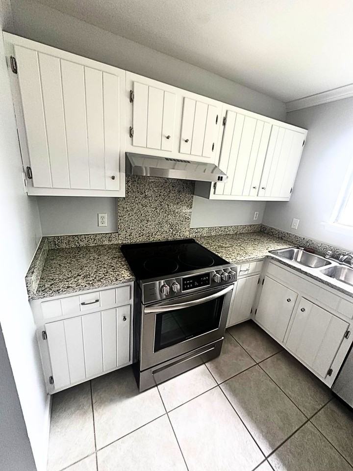 42640 Happywoods Rd #1 - Photo 3 of 25