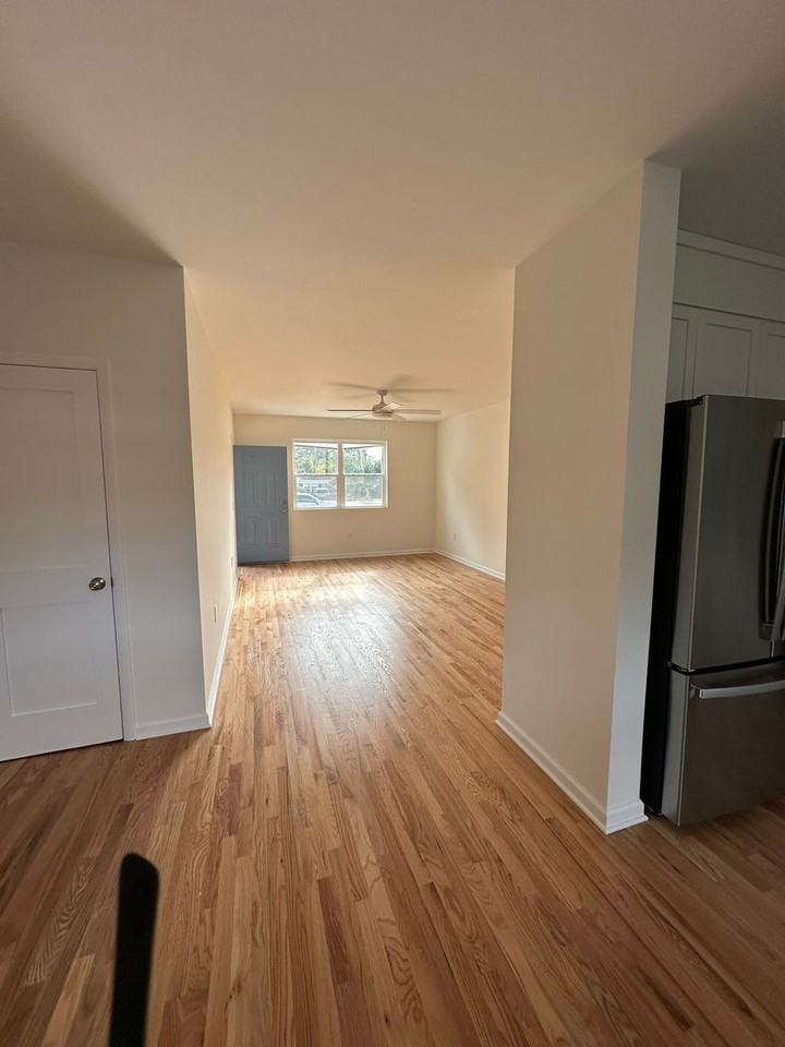 664 Windermere Blvd #B - Photo 5 of 11