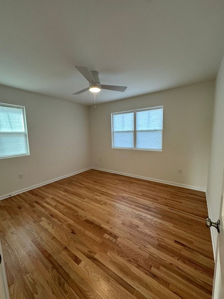 664 Windermere Blvd #B - Photo 7 of 11