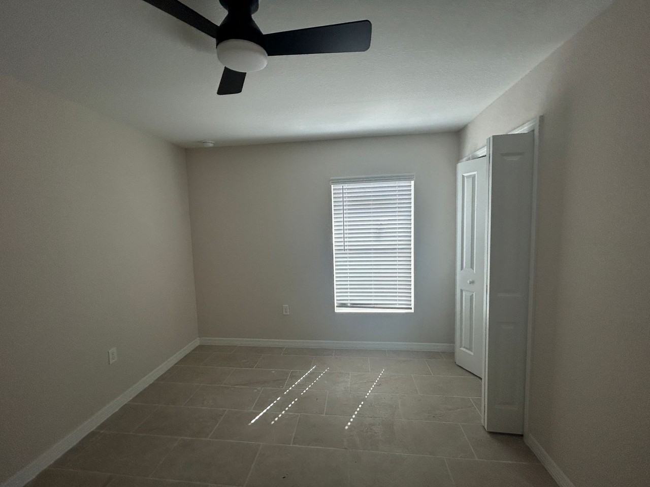 2310 Ne 35th Ln - Photo 6 of 6