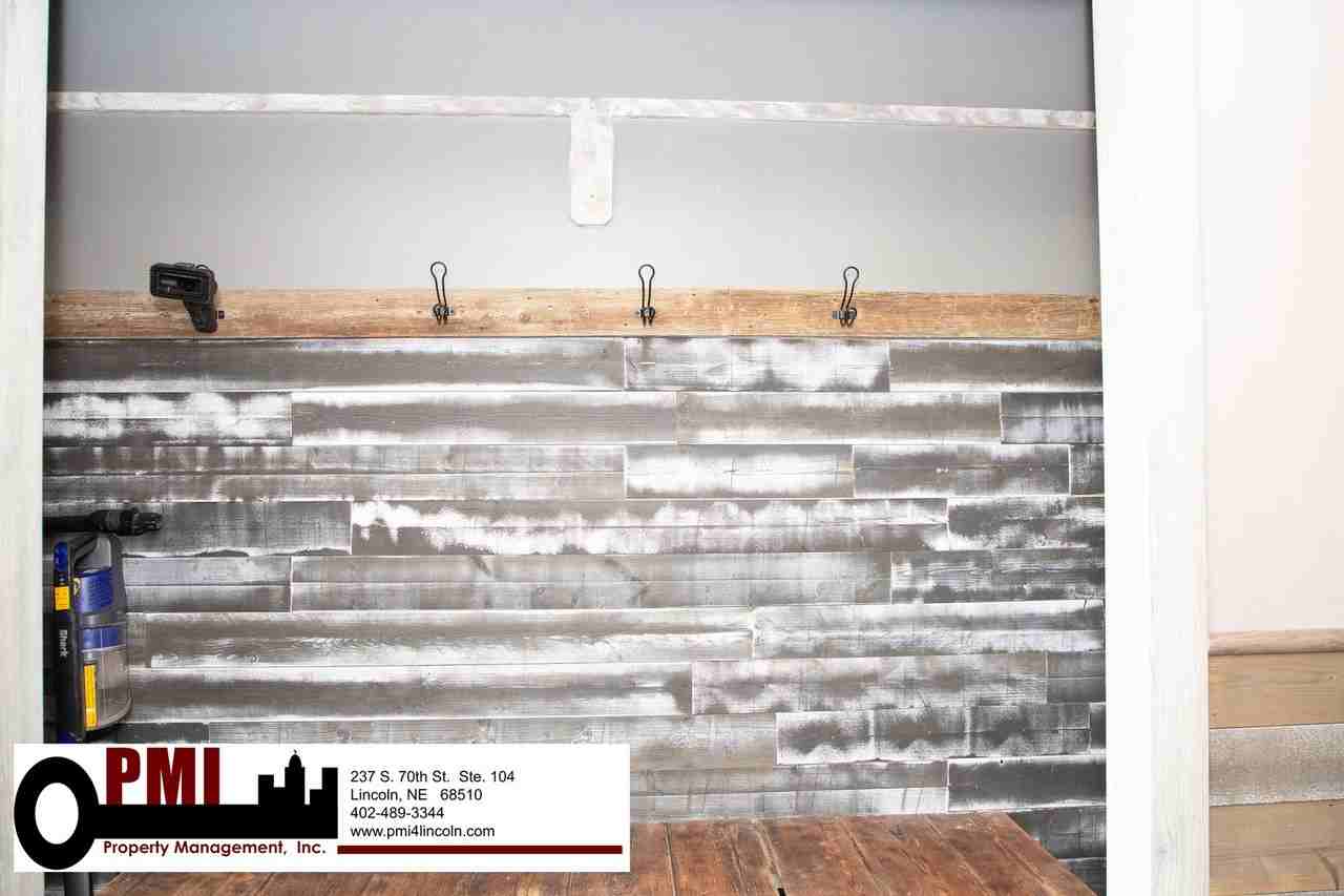 815 Larkspur Dr - Photo 4 of 50