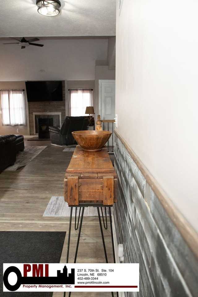 815 Larkspur Dr - Photo 6 of 50