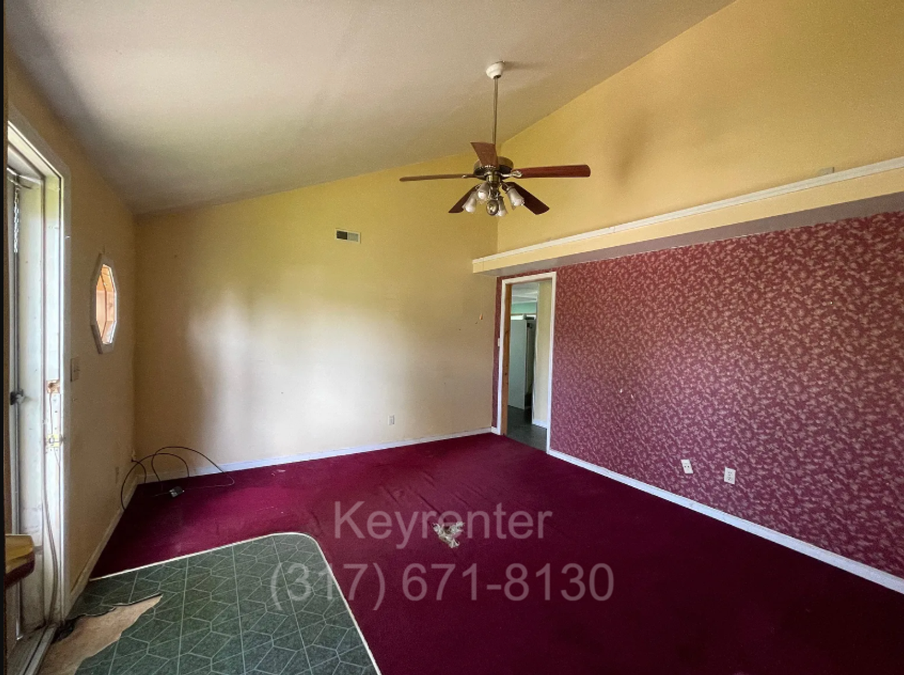 1027 E Fourth St - Photo 2 of 24