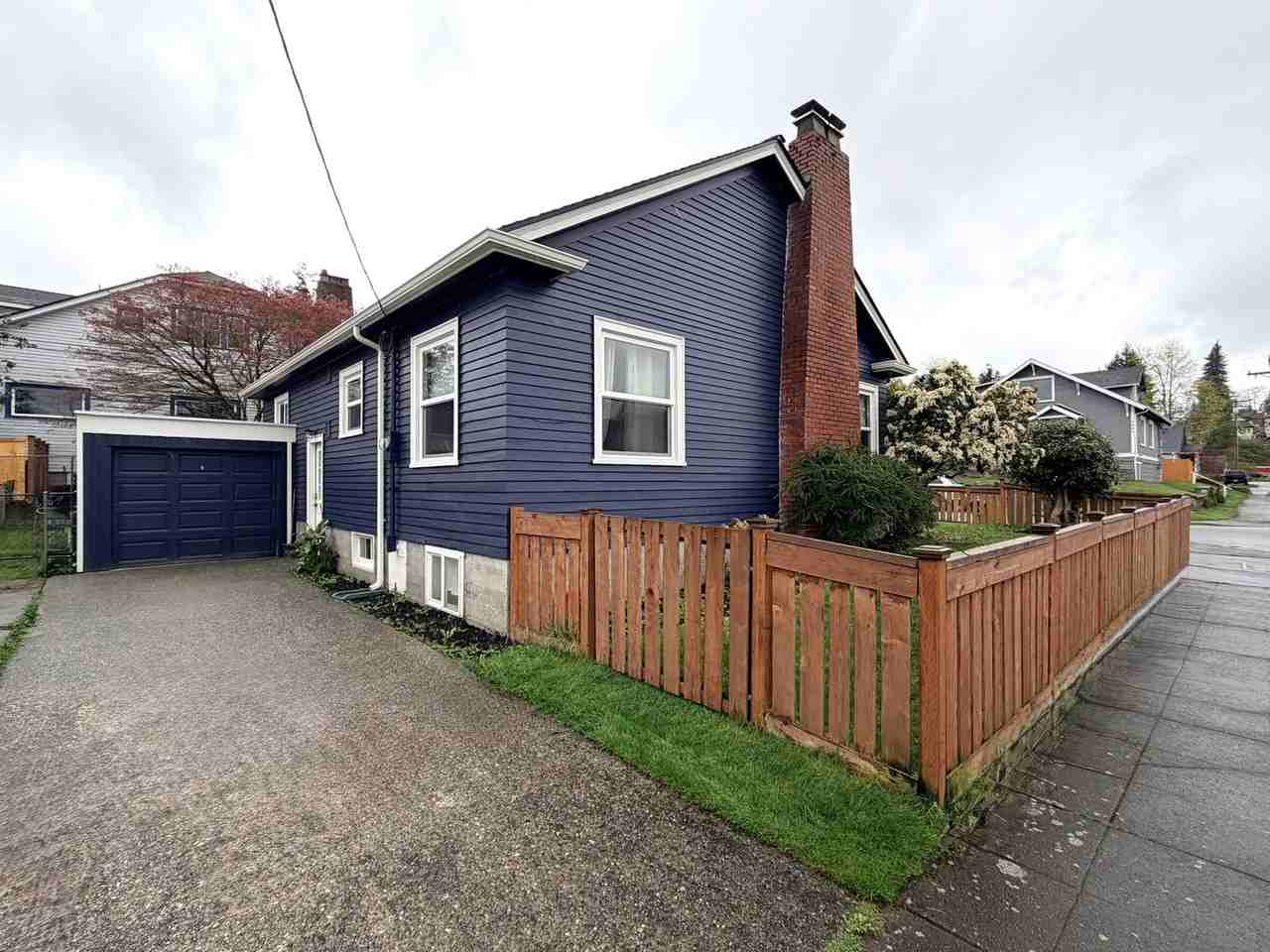 3601 Hoyt Ave - Photo 2 of 21