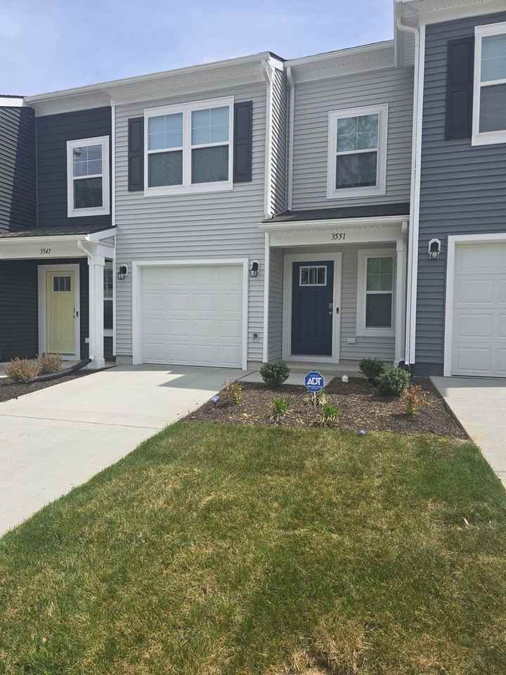 3551 Perrins Hill Way - Photo 3 of 27