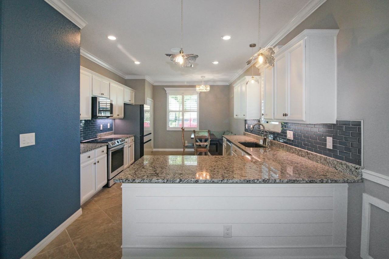 10507 Medjool Dr - Photo 3 of 23