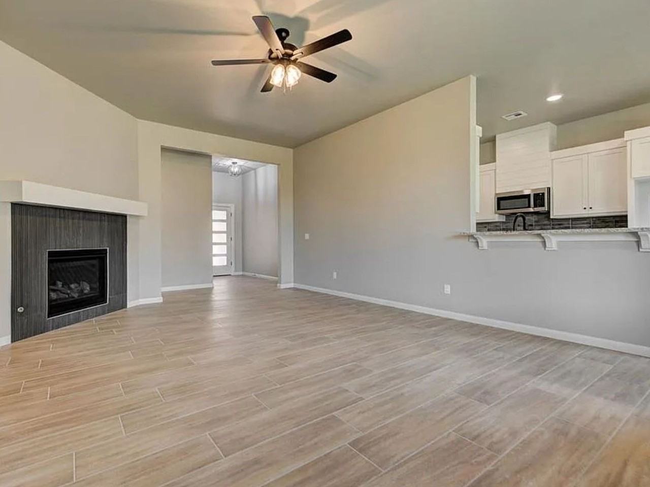 1935 W Flintlock Way - Photo 3 of 41