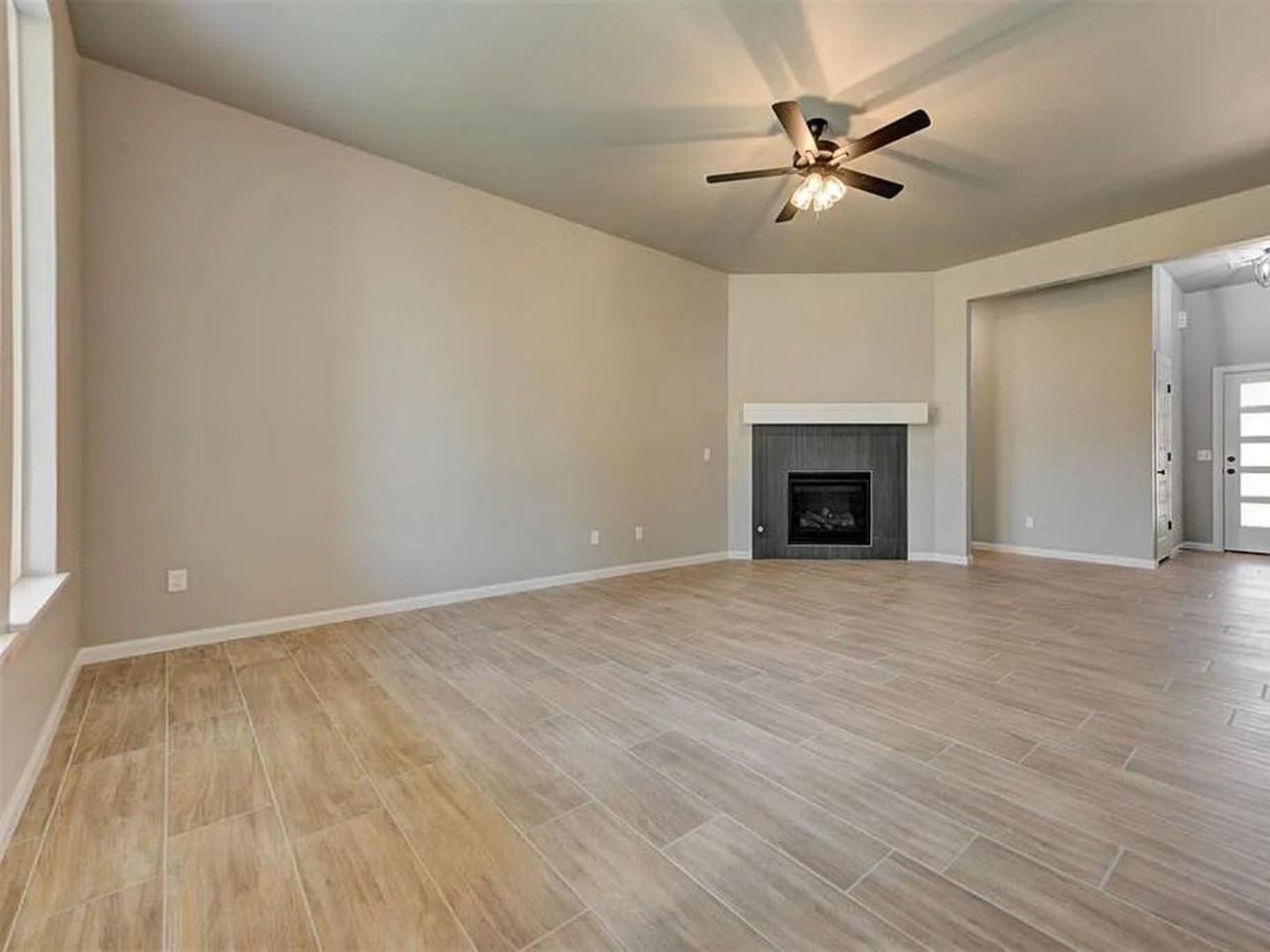 1935 W Flintlock Way - Photo 5 of 41