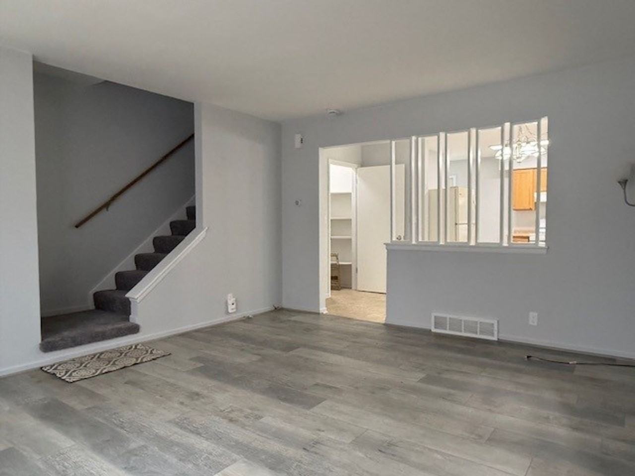 1320 Marion St - Photo 5 of 23