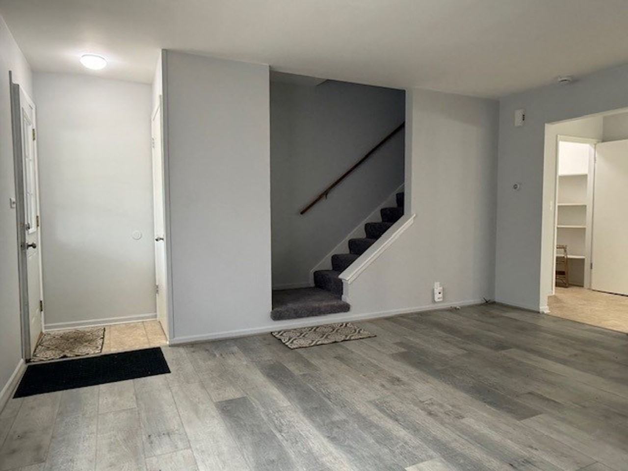 1320 Marion St - Photo 6 of 23