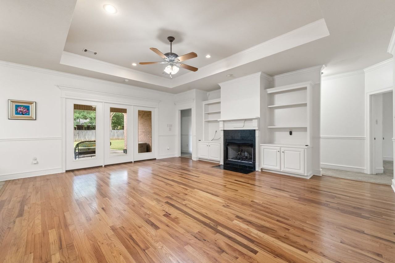 108 Bouriese Cir - Photo 7 of 36