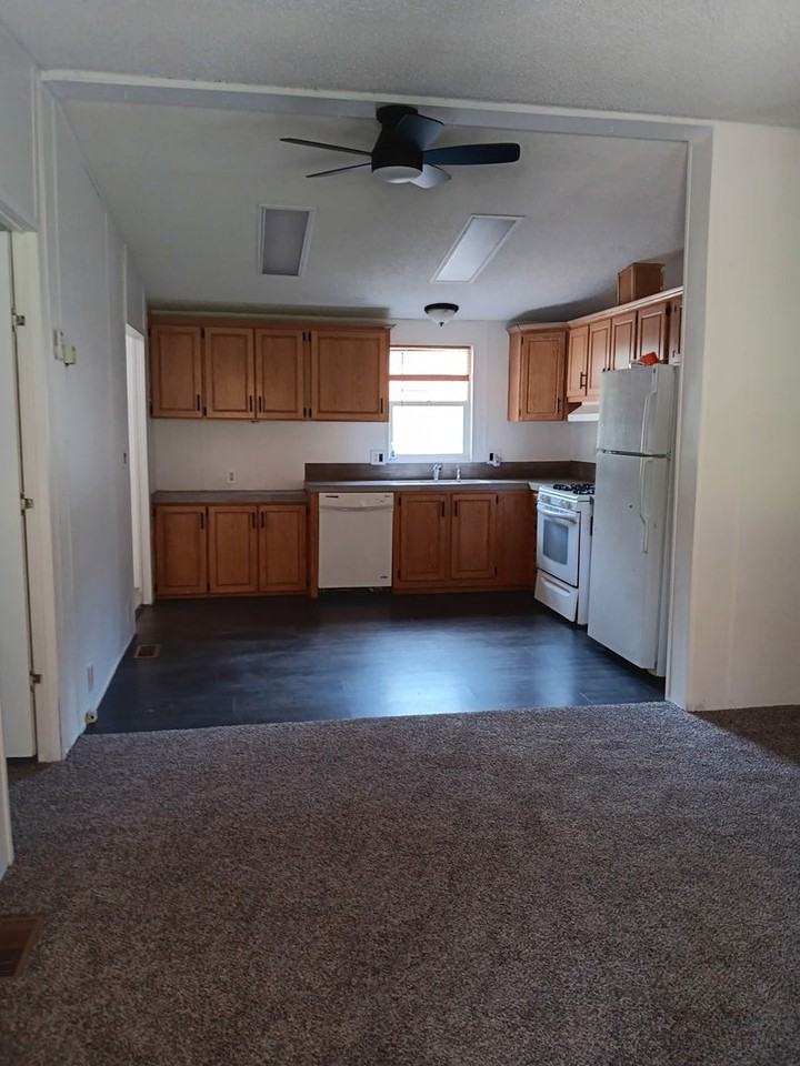 821 Lancer Way - Photo 6 of 10