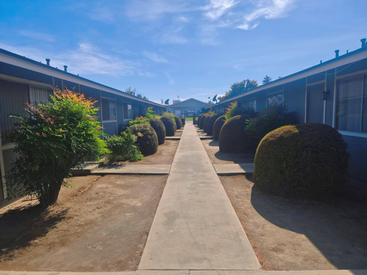 1426 Church St - Photo 4 of 16