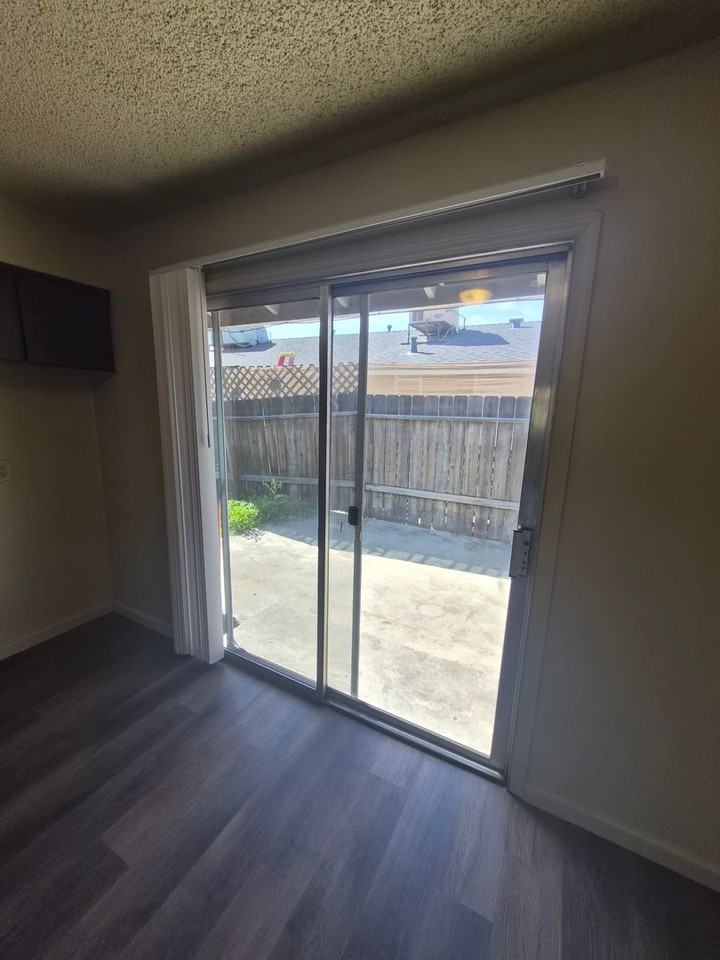 1426 Church St - Photo 7 of 16