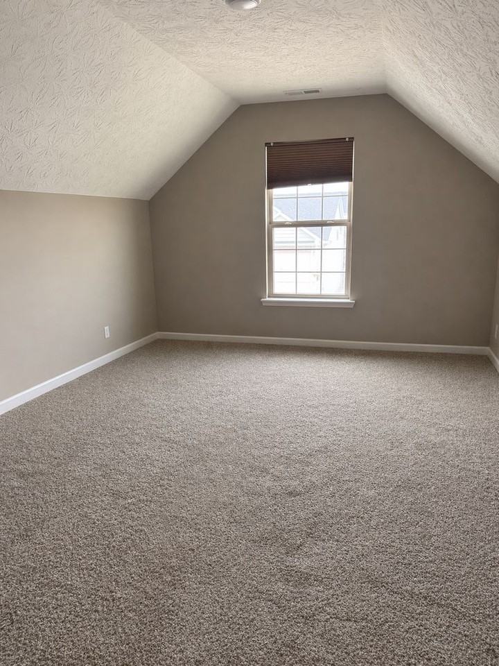 229 Endurance Dr - Photo 2 of 19