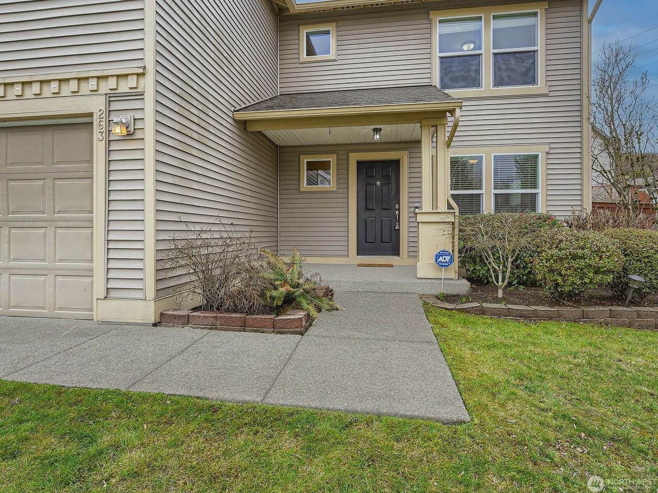 263 Index Pl Se - Photo 2 of 28