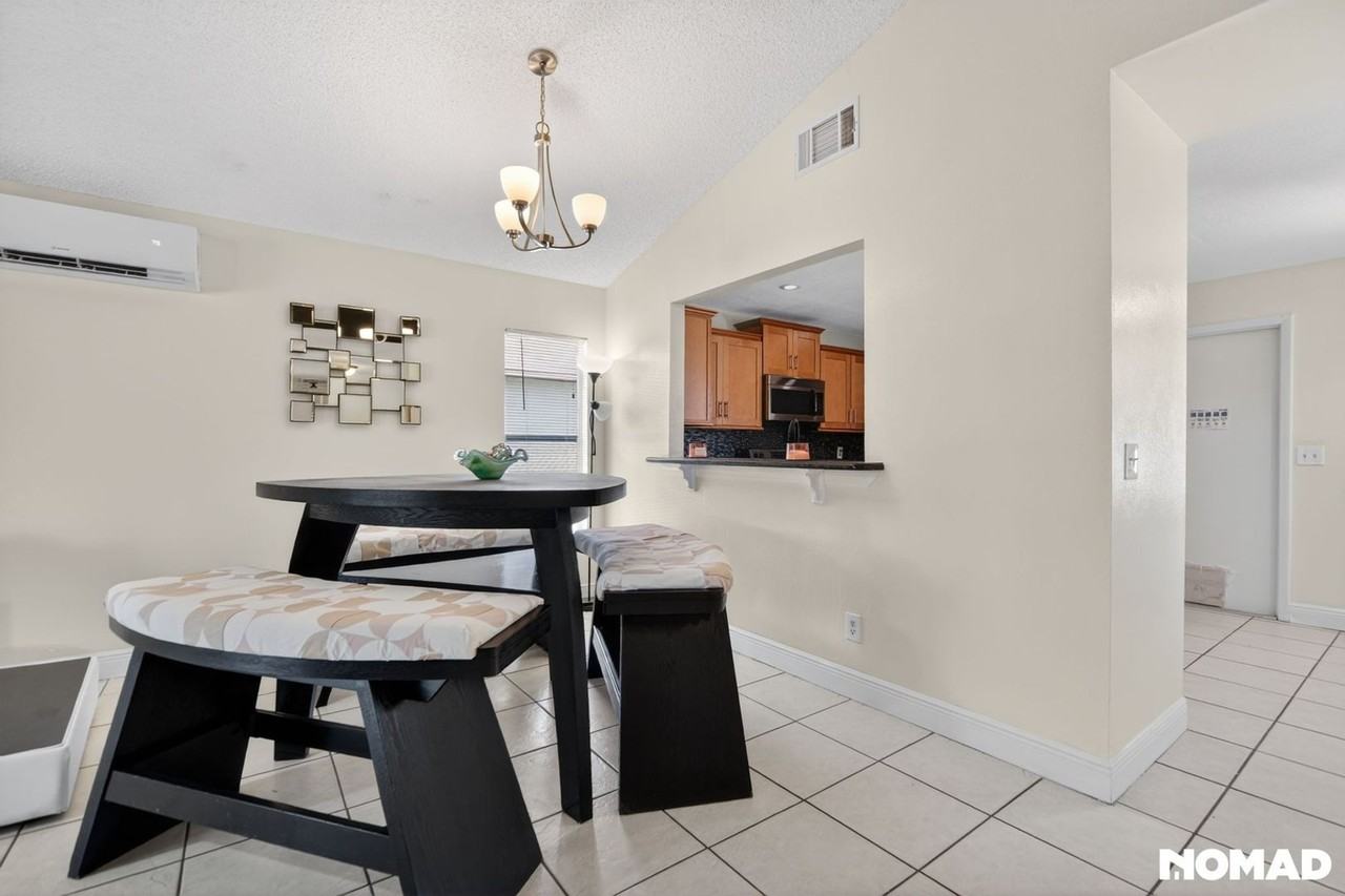 293 Chicago Woods Cir - Photo 6 of 31