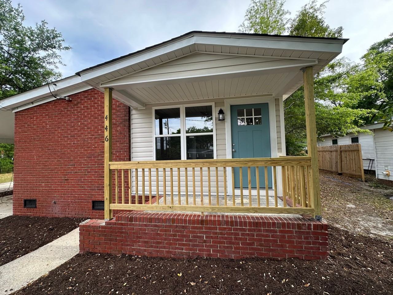 446 Cape Fear Blvd - Photo 2 of 28