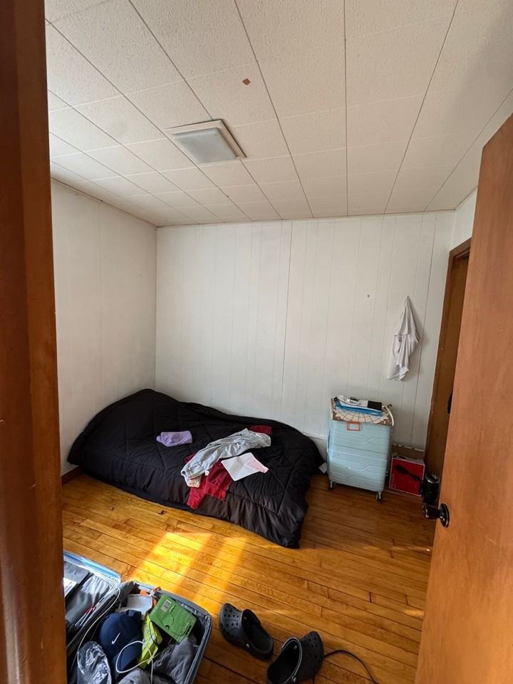 2945 N Oakland Ave - Photo 4 of 6