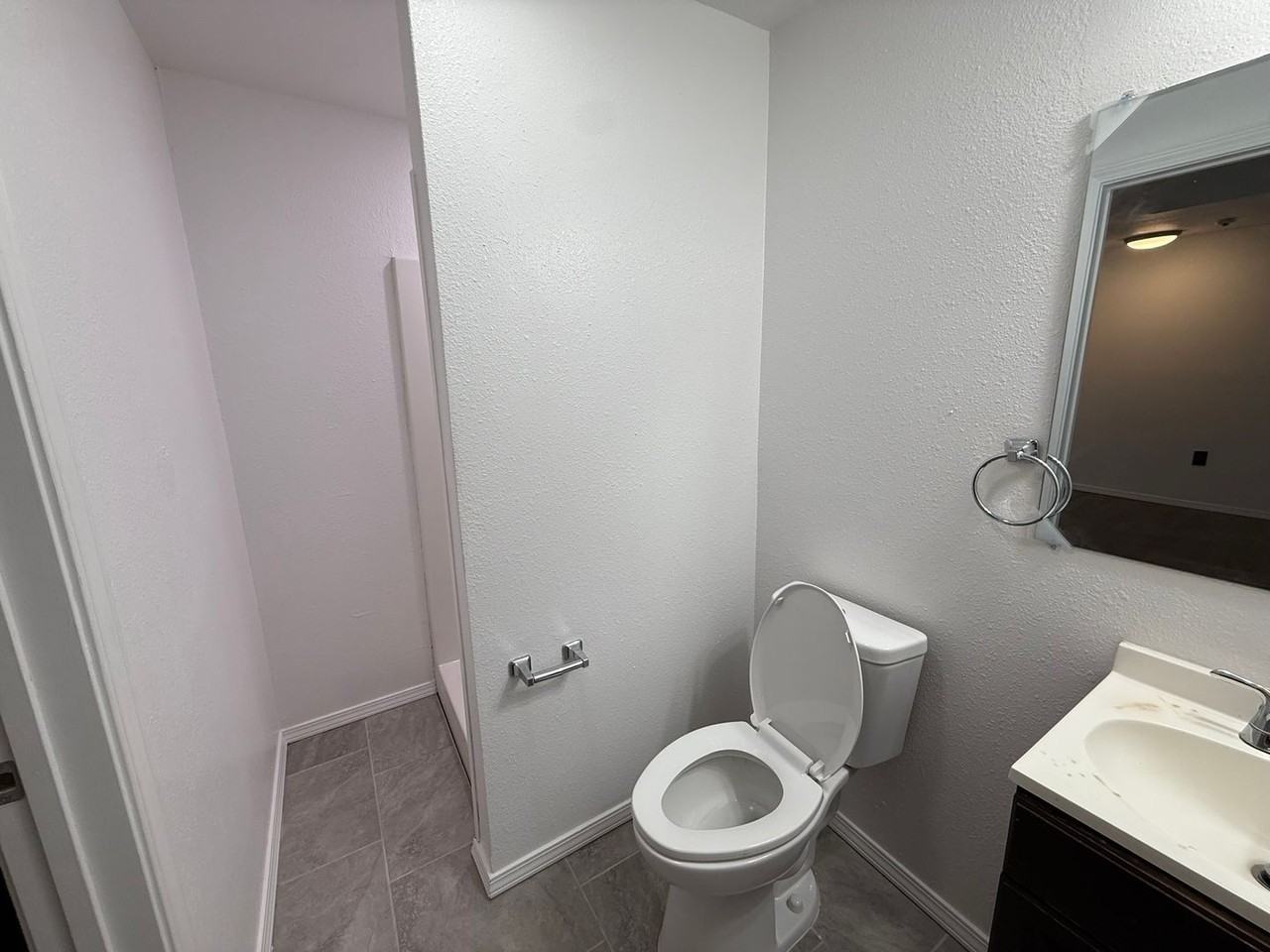 2210 W Travis St #2 - Photo 7 of 7