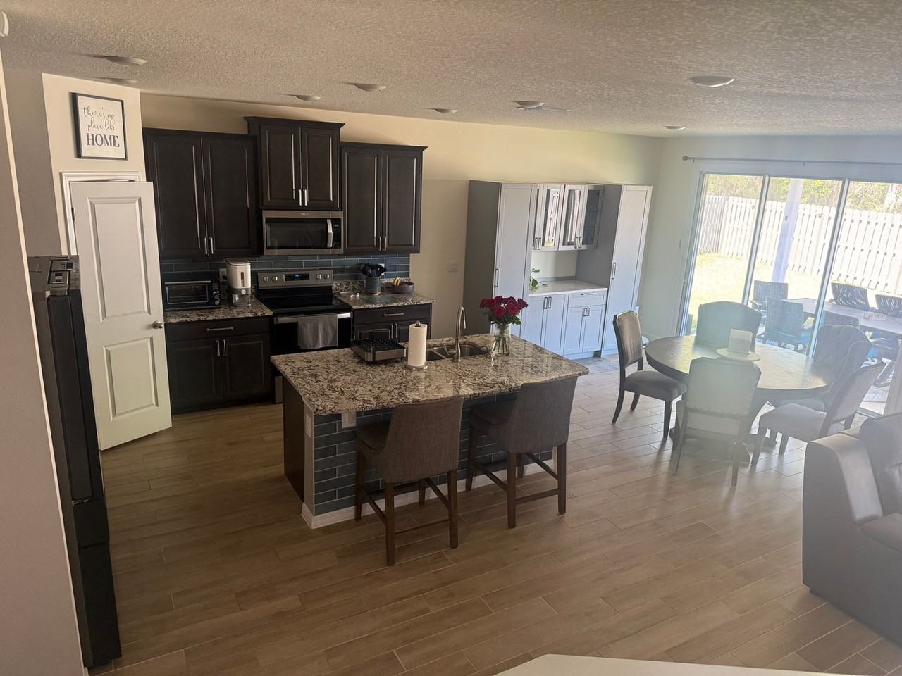 13604 Nw 14th Pl - Photo 5 of 26